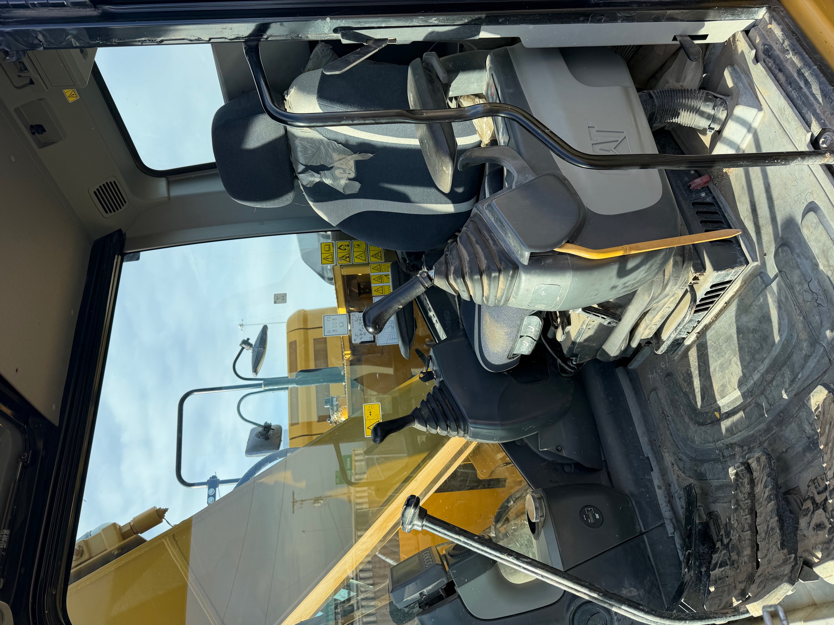 2018 Caterpillar 311 Mini Excavator photo 3