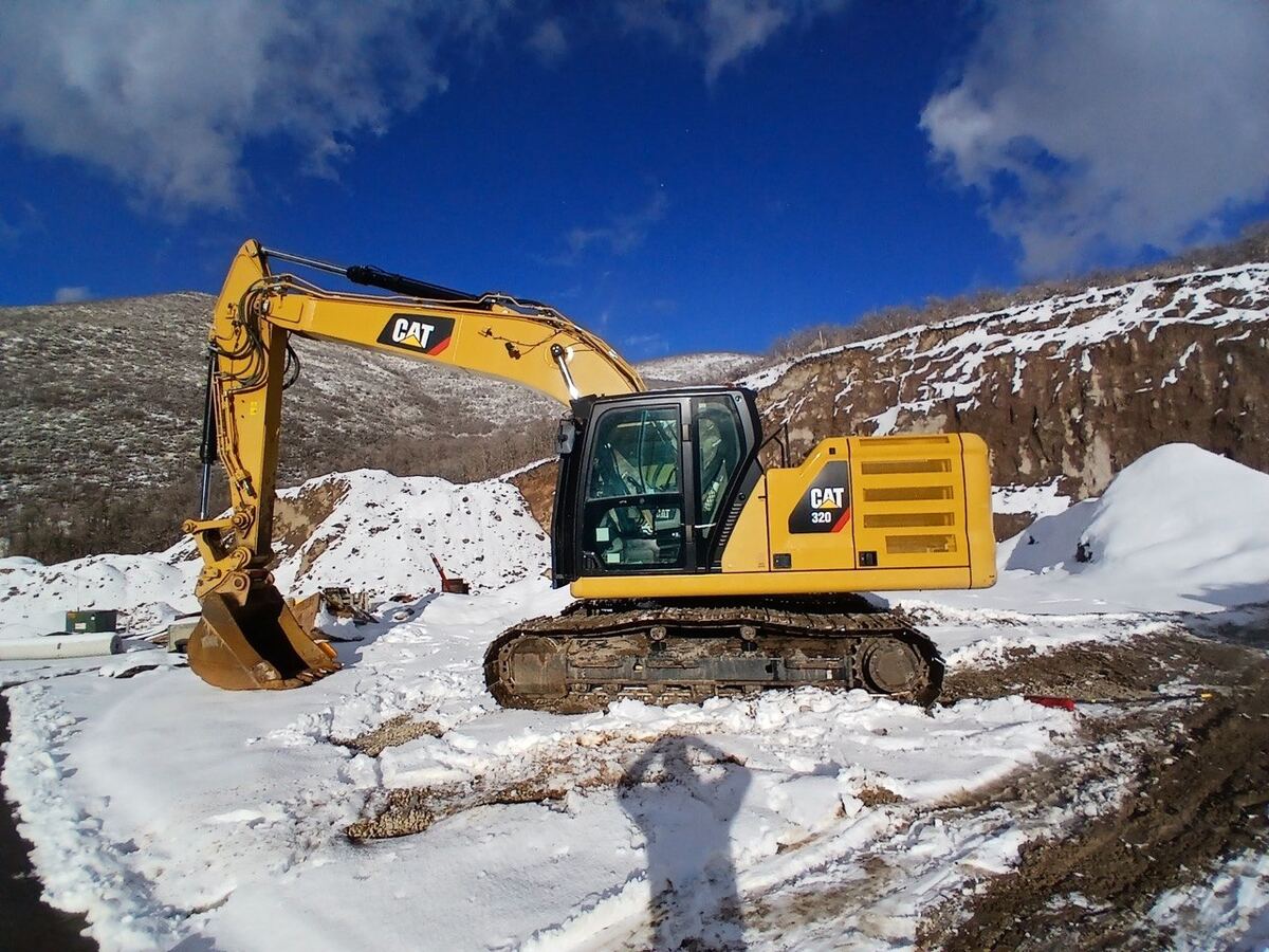 2020 Caterpillar 320 Excavator photo 3