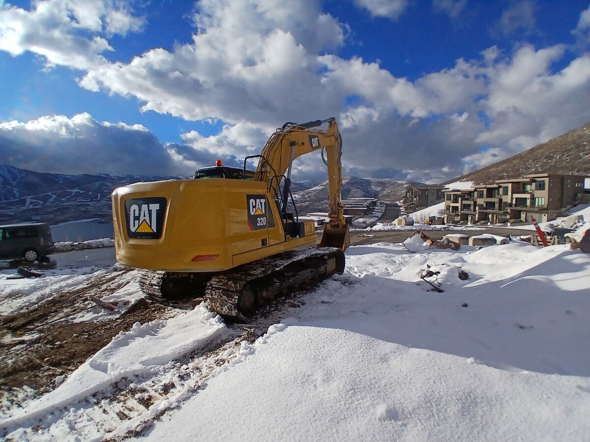 2020 Caterpillar 320 Excavator photo 4