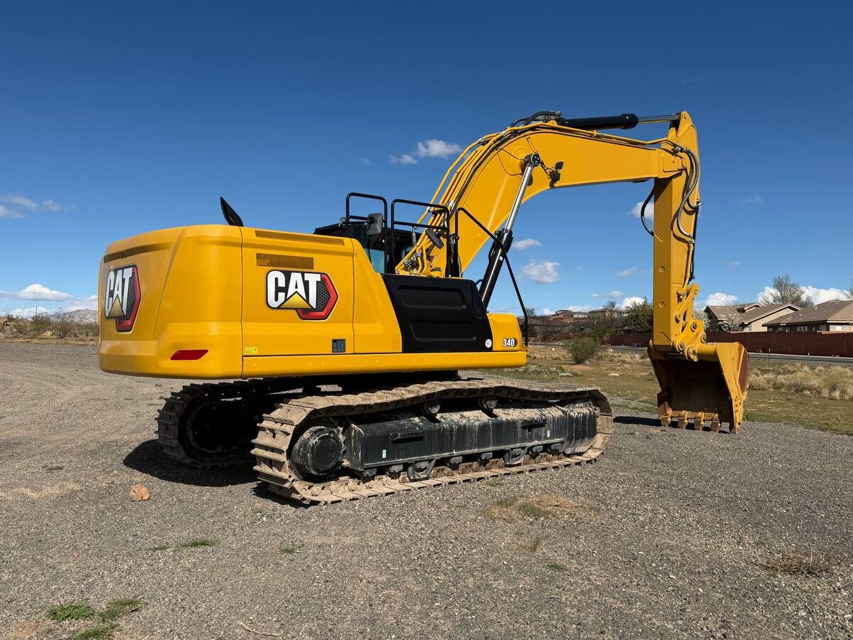 2022 Caterpillar 340 Excavator photo 5