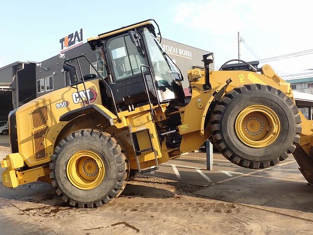 2024 Caterpillar 950 Wheel Loader photo 5