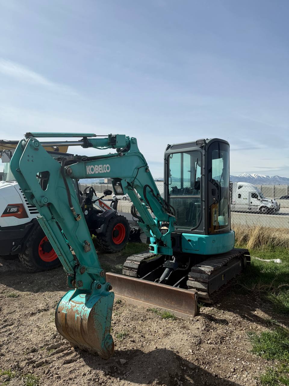 Kobelco SK30SR